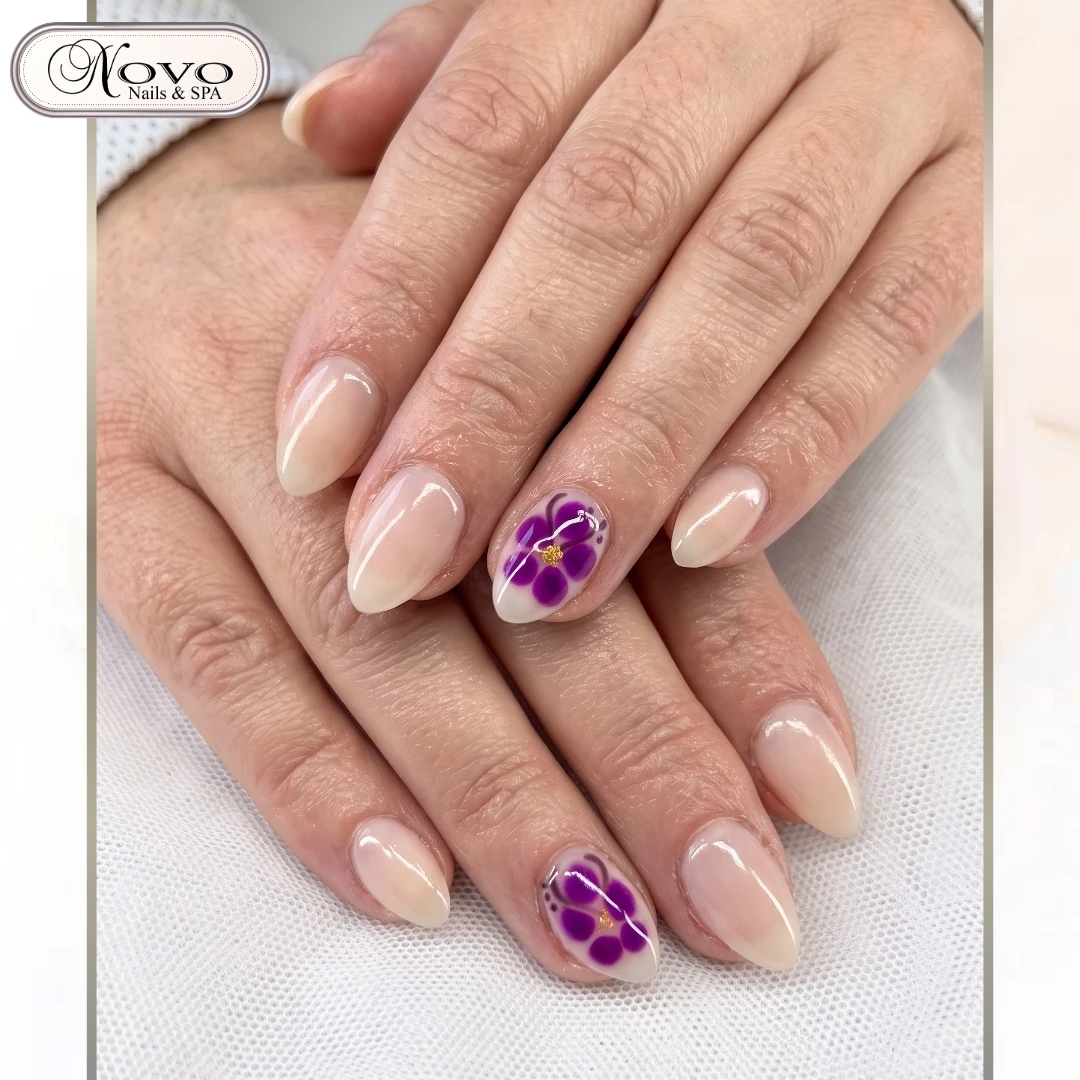 Elegant nails